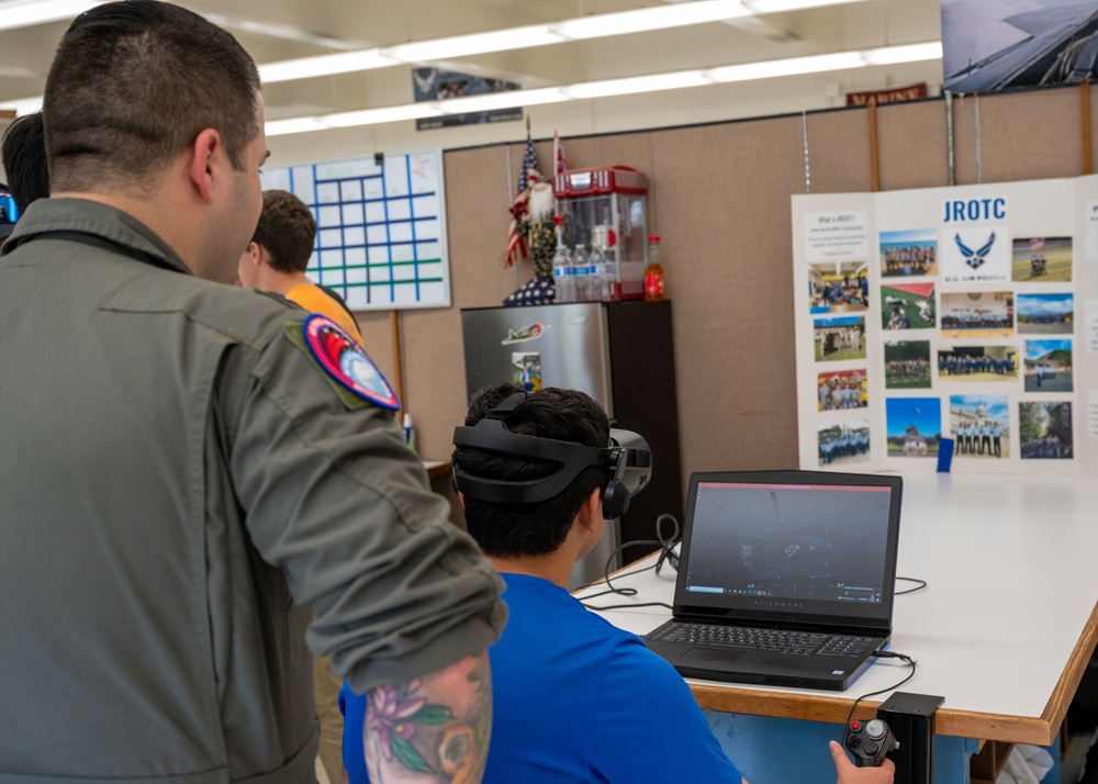 US Air Force leader from Hawaii returns to visit local students