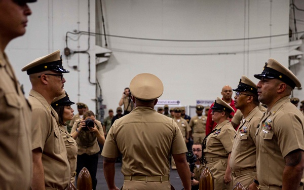 Abraham Lincoln hosts chief pinning ceremony