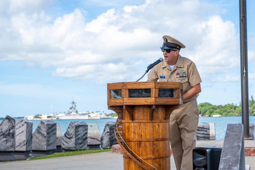 Pacific Submarine Force Chief pinning ceremony