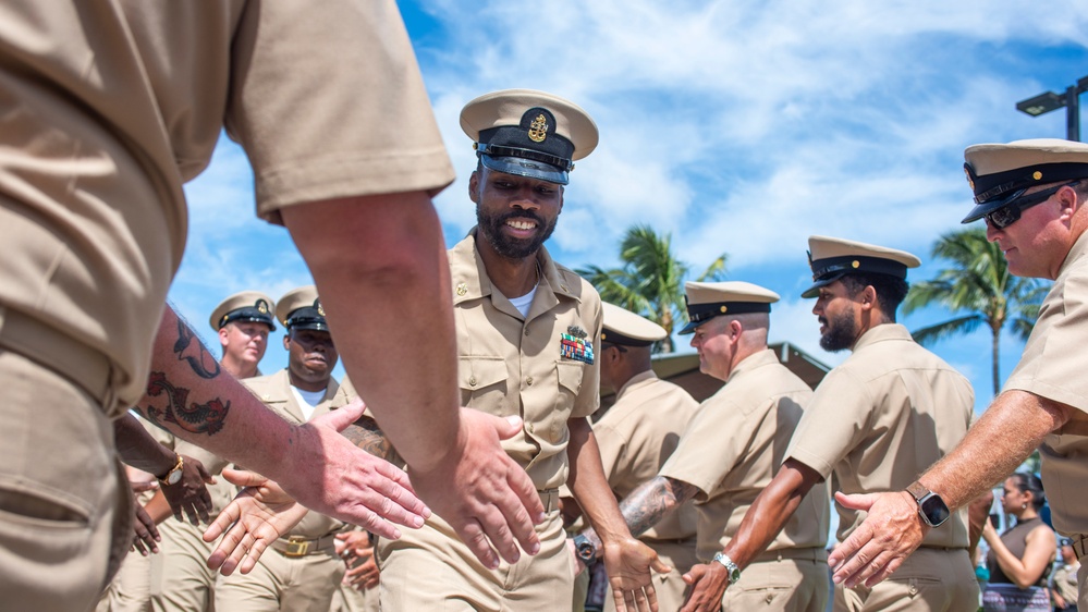 Pacific Submarine Force Chief pinning ceremony