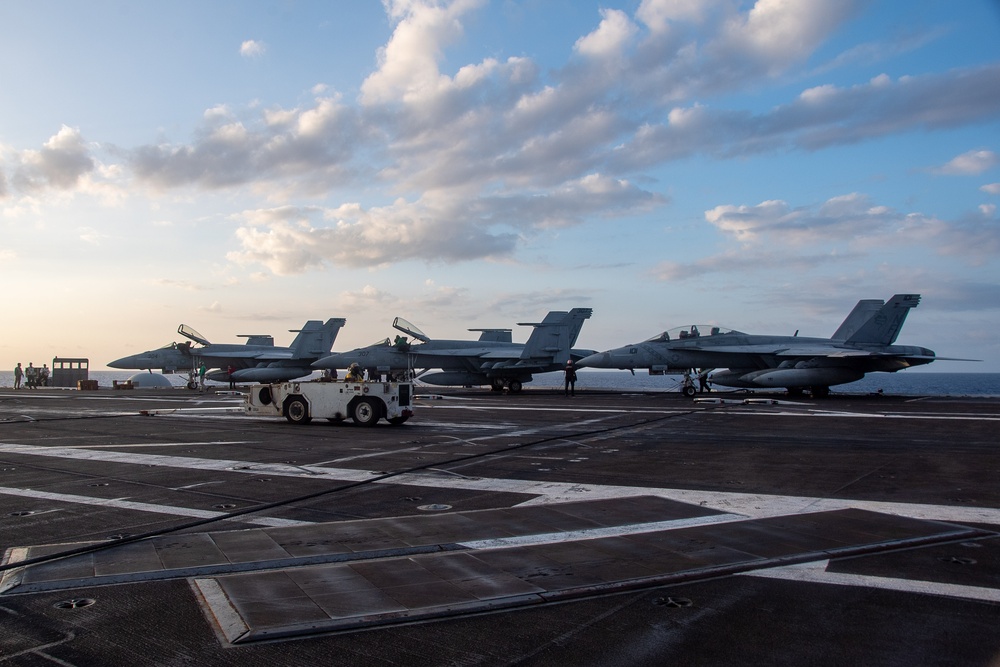 USS Ronald Reagan (CVN 76) conducts flight operations