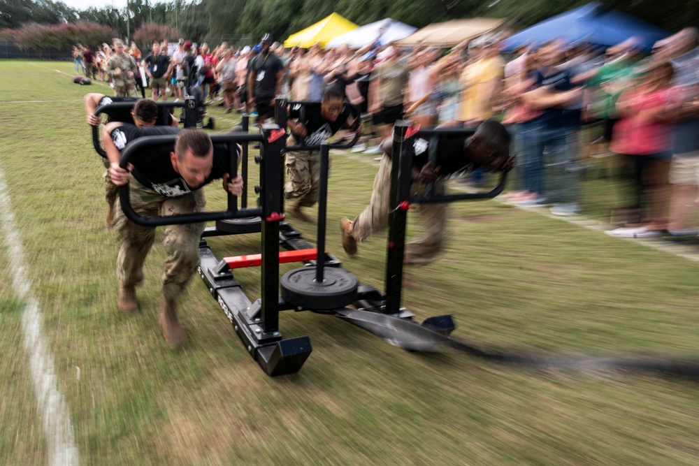 Army Futures Command 2023 Best Squad team competes during community event - prime time for HRAPS assessment in Savannah’s historic Forsyth Park