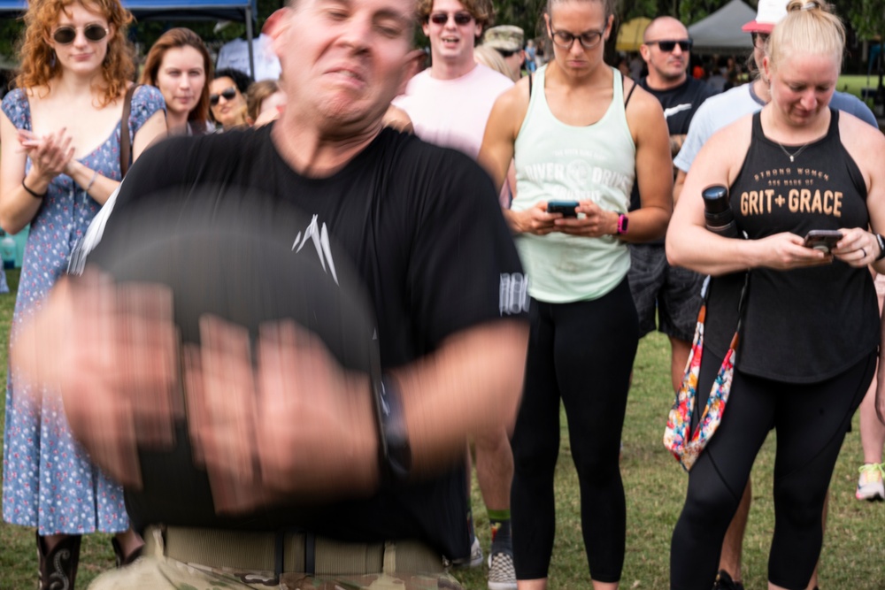 Army Futures Command 2023 Best Squad team competes during community event - prime time for HRAPS assessment in Savannah’s historic Forsyth Park