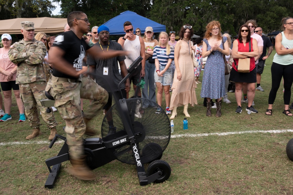 Army Futures Command 2023 Best Squad team competes during community event - prime time for HRAPS assessment in Savannah’s historic Forsyth Park