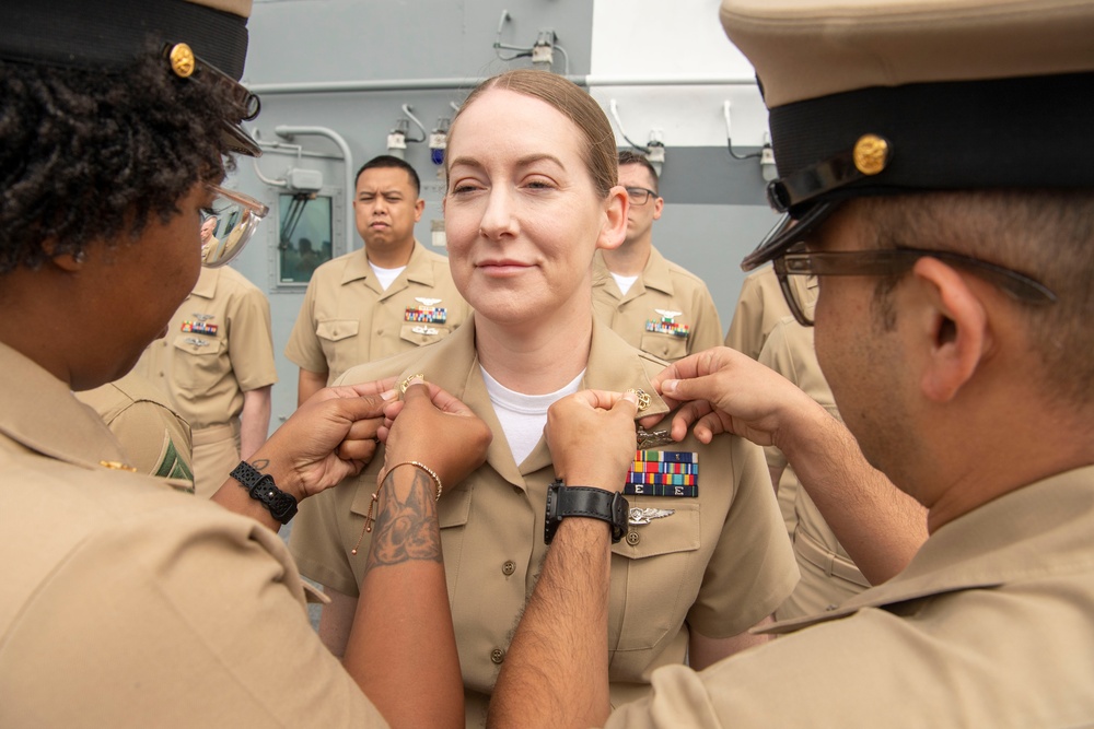 DVIDS Images Hooyah Boxer CPO Pinning Image 6 of 24