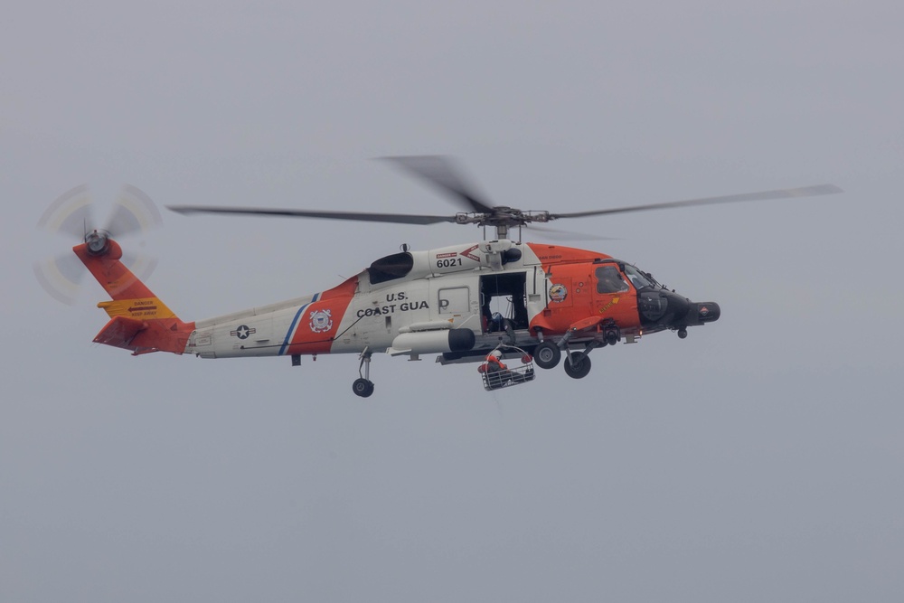 Marine Corps and Coast Guard conduct joint search and rescue exercise