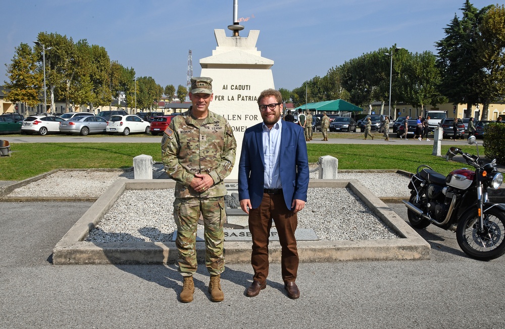 Major of Vicenza Giacomo Possamai visits Caserma Ederle in Vicenza, Italy