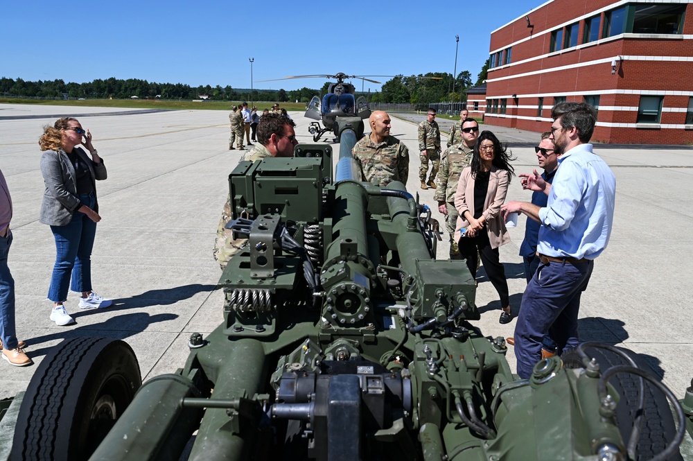 NH National Guard hosts congressional staffers at aviation facility