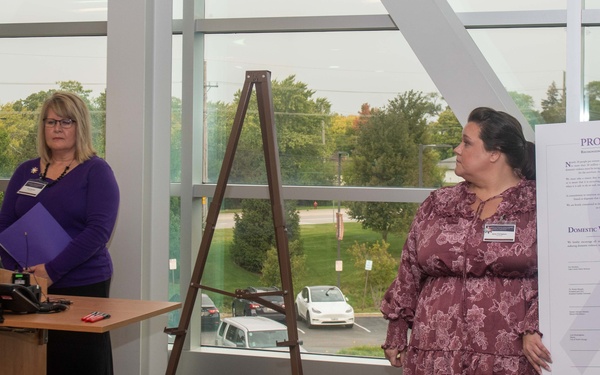 Great Lakes Joins with Local Officials on DVAM Event