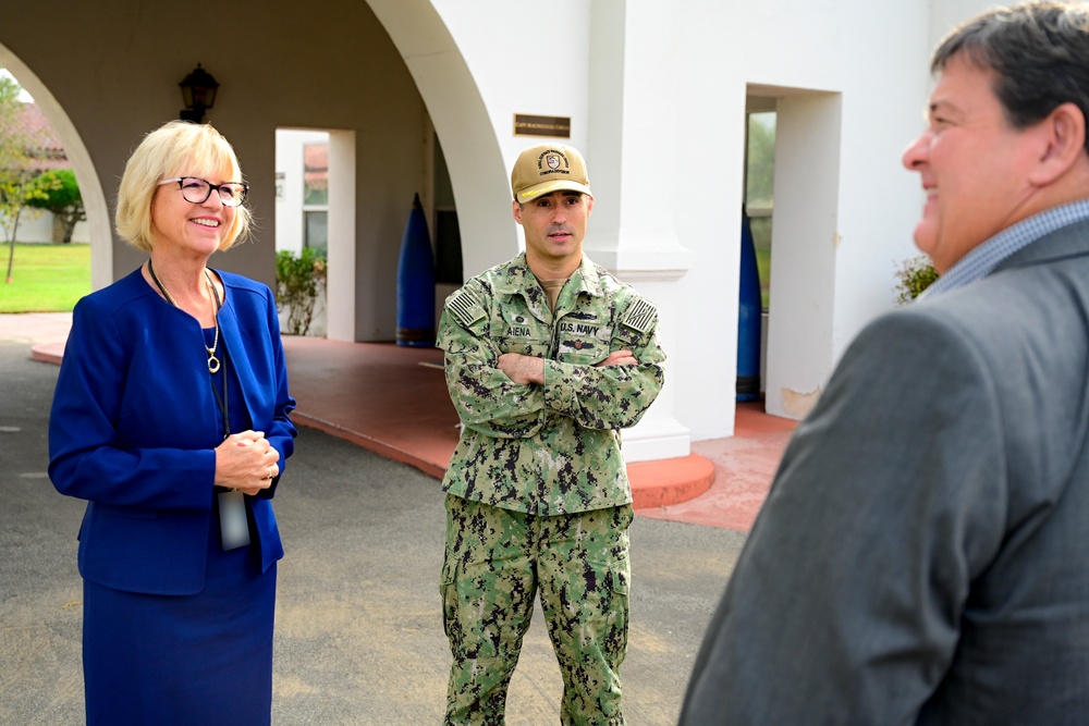 USFFC Fleet, Joint Training Director Visits NSWC Corona