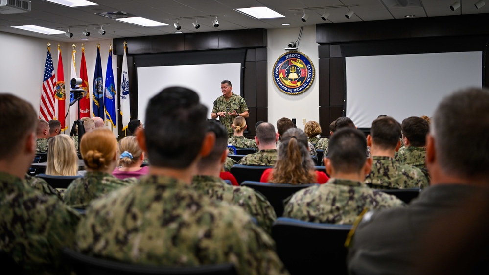 NMFSC Commander visits NMOTC Pensacola