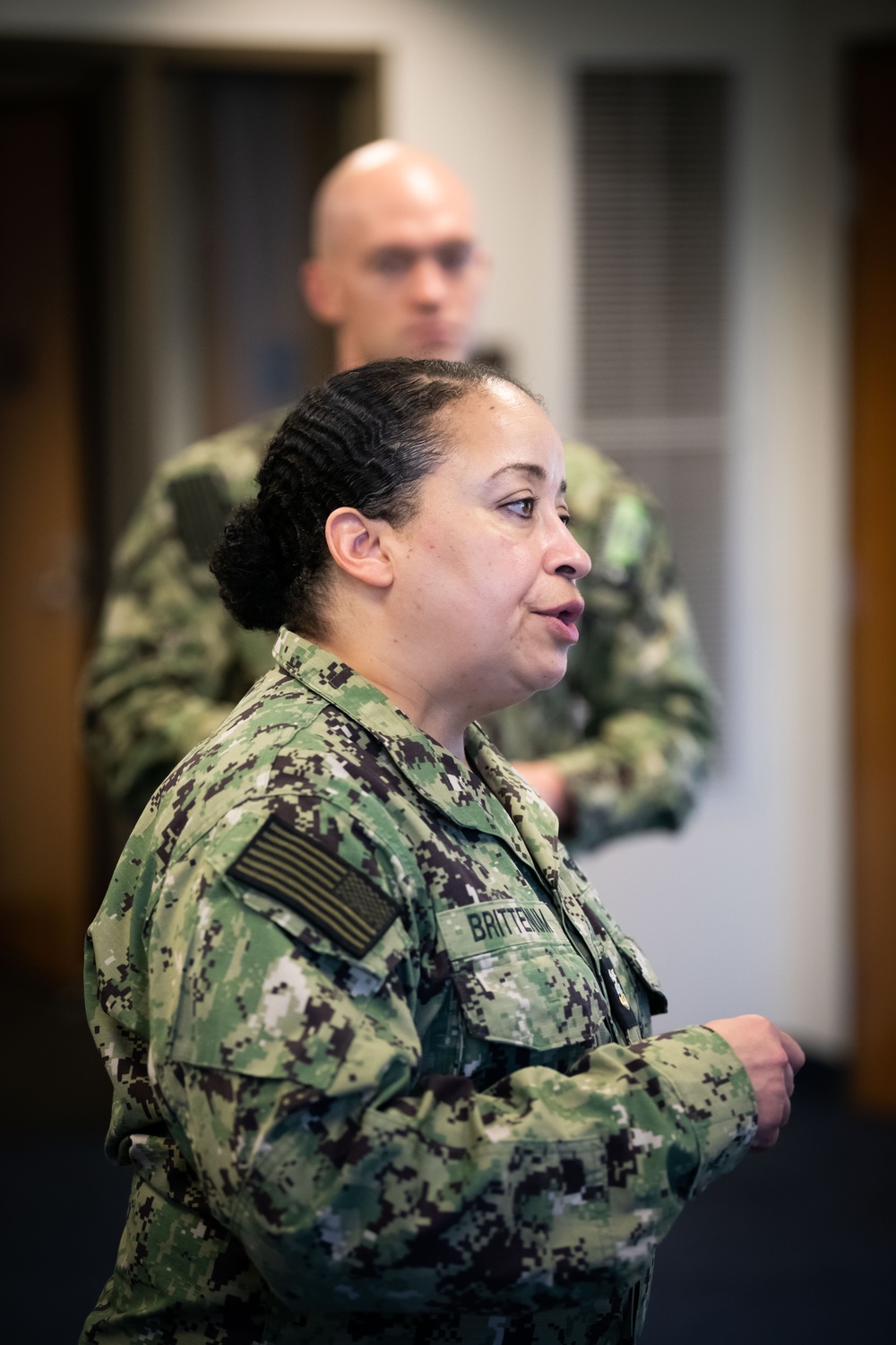 NMFSC Commander visits NMOTC Pensacola