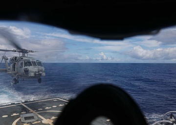 USS Dewey (DDG 105) Conducts Flight Operations While Operating in the Philippine Sea