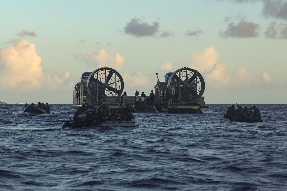 III MEF enhances amphibious capabilities