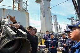Underway Replenishment training strengthens partnership, logistics compatibility in prep for Sama Sama