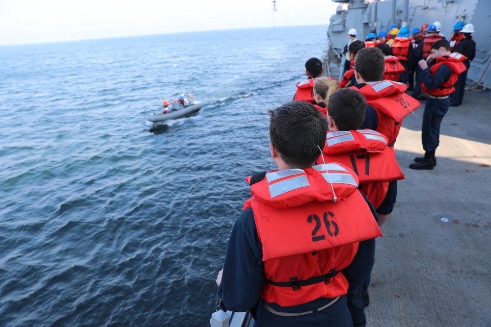 USS Paul Ignatius Small Boat Operations