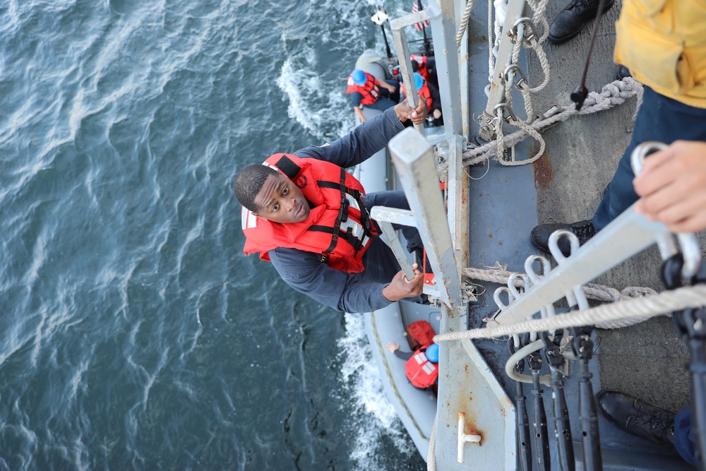 USS Paul Ignatius Small Boat Operations