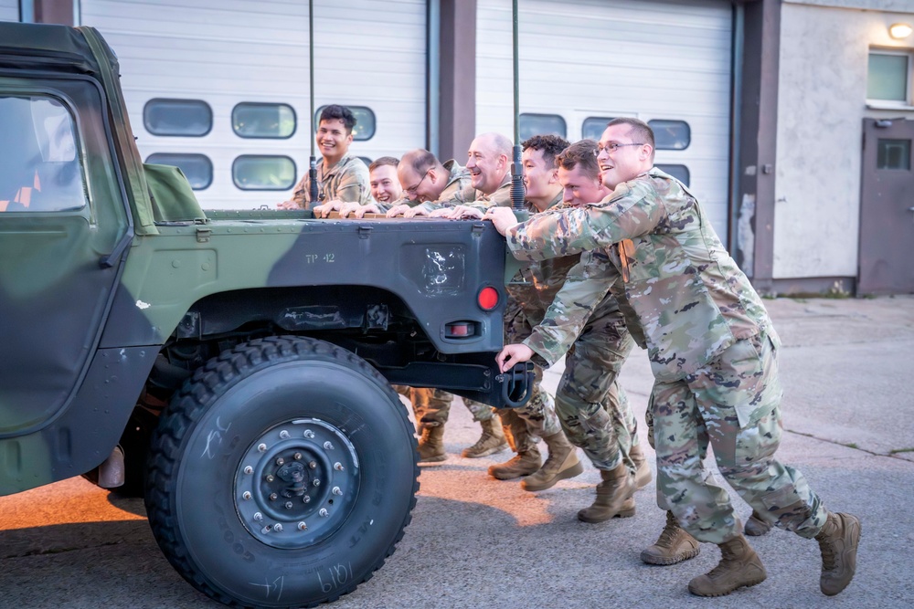 10th AAMDC command sergeant major hosts NCO PT session