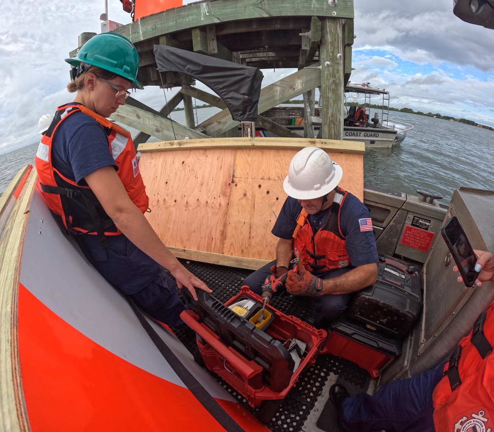Coast Guard Aids to Navigation Team St. Petersburg fixes aid damaged by Hurricane Idalia