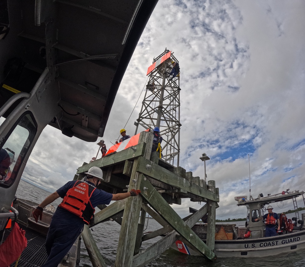 Coast Guard Aids to Navigation Team St. Petersburg fixes aid damaged by Hurricane Idalia