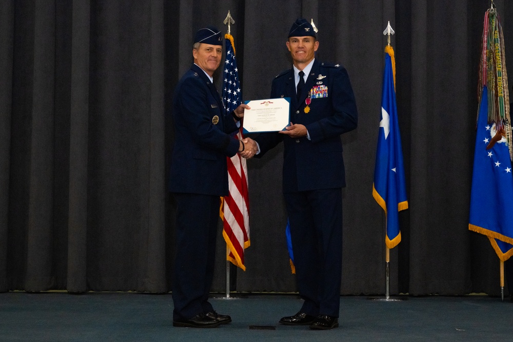 2nd Bomb Wing welcomes new commander