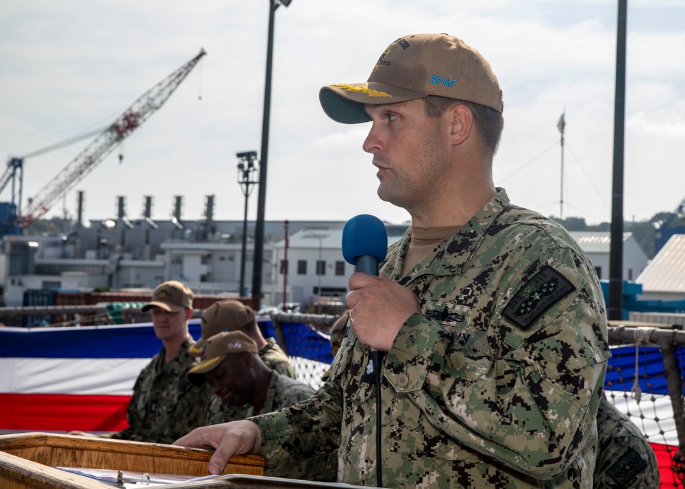 USS John Finn (DDG 113) Conducts Change of Command Ceremony, Sept. 20