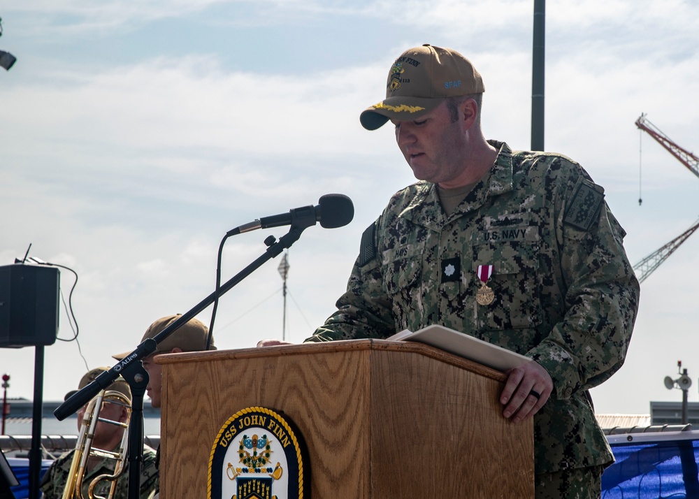 USS John Finn (DDG 113) Conducts Change of Command Ceremony, Sept. 20