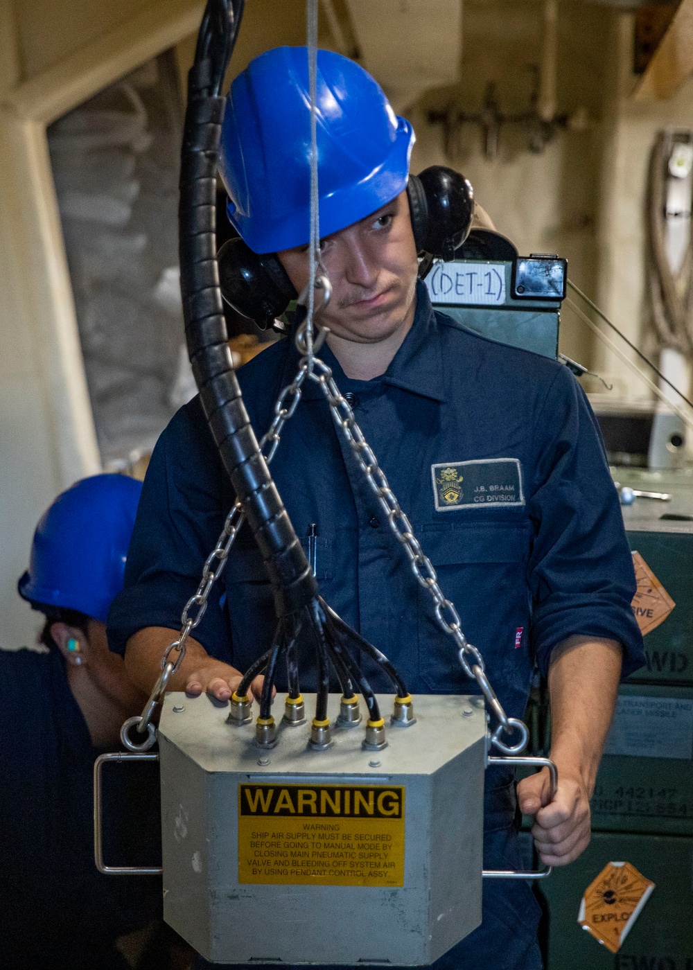 Sailors Conduct Torpedo Upload aboard USS John Finn (DDG 113), Sept. 26