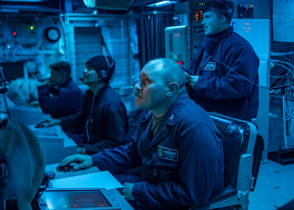 Sailors aboard USS John Finn (DDG 113) Conduct Anti-Submarine Warfare Training