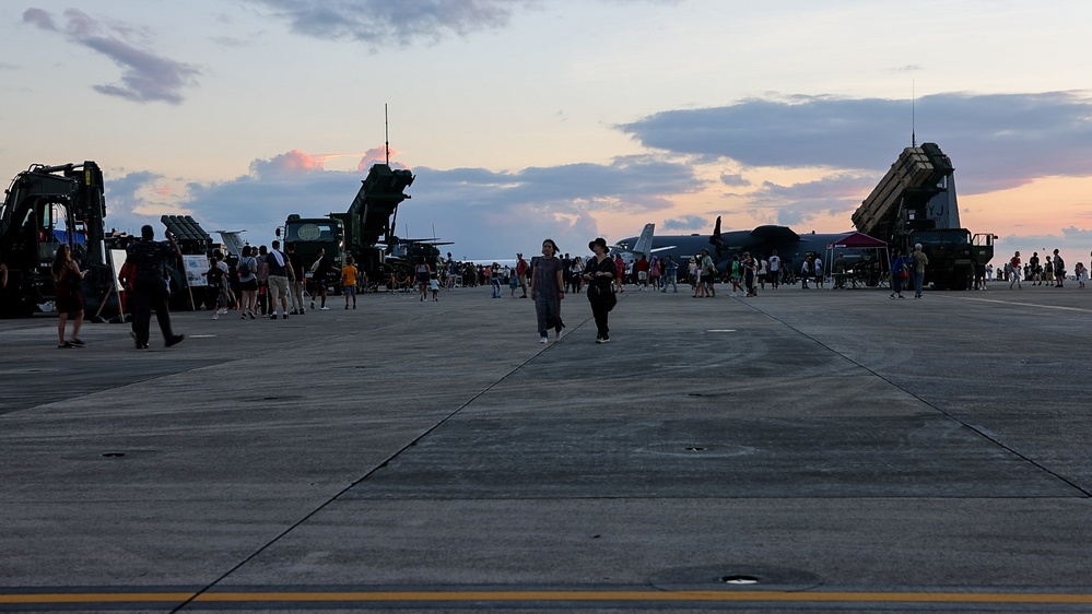 U.S. Servicemembers, Families, Japanese Local Nationals Have Fun at Futenma Flightline Fair