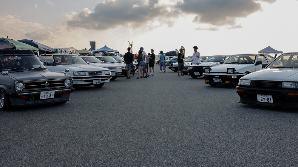 U.S. Servicemembers, Families, Japanese Local Nationals Have Fun at Futenma Flightline Fair