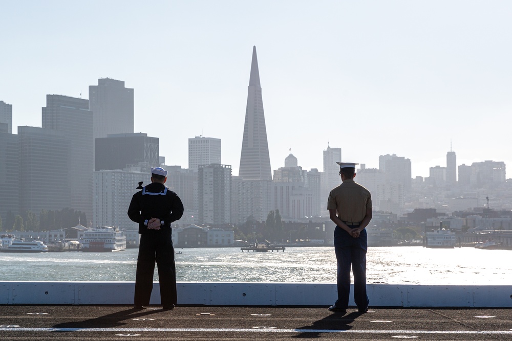 SF Fleet Week 23: Manning The Rails