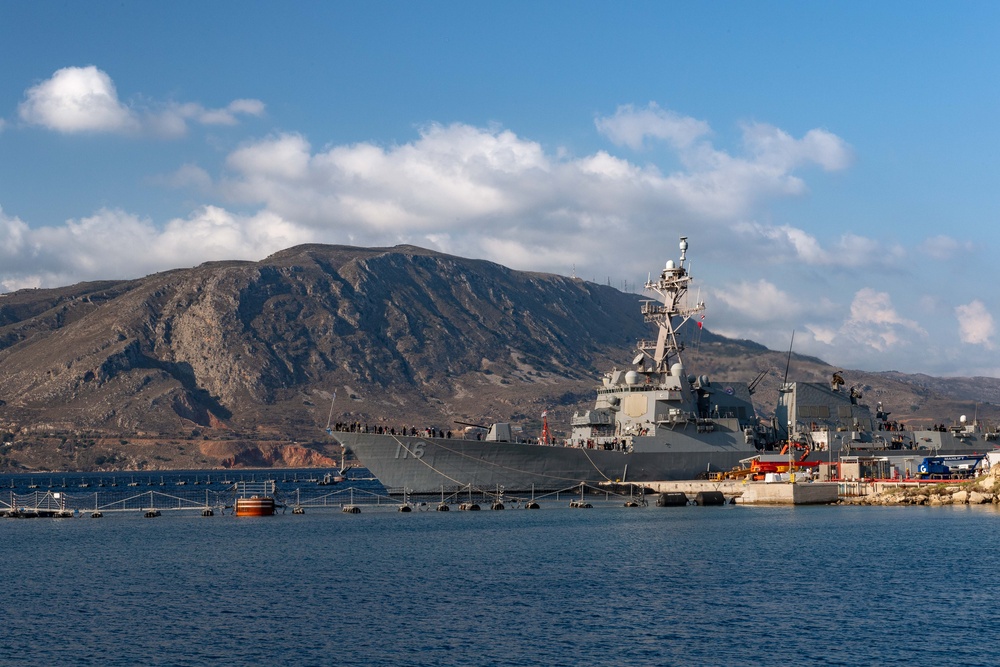 USS Thomas Hudner (DDG 116) visits NSA Souda Bay