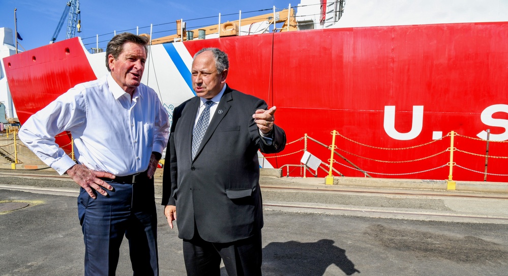 Secretary Del Toro Tours Historic West Coast Facility, Explores Ways to Increase Shipyard Capacity in the Pacific