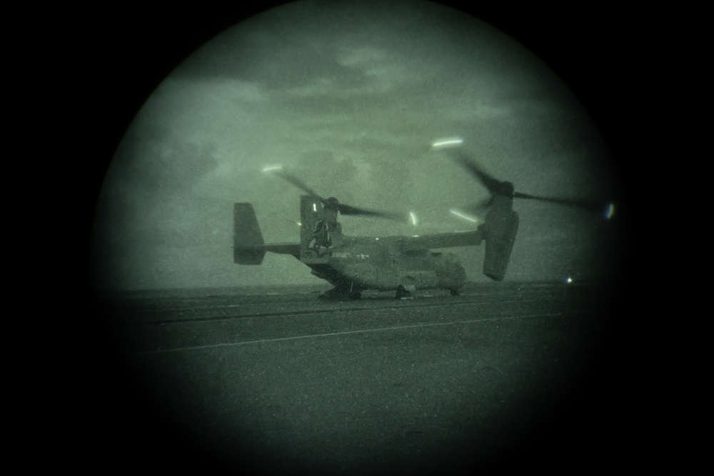 Marine Medium Tiltrotor Squadron (VMM) 365 lands MV-22B Ospreys aboard the Royal Navy's HMS Prince of Wales