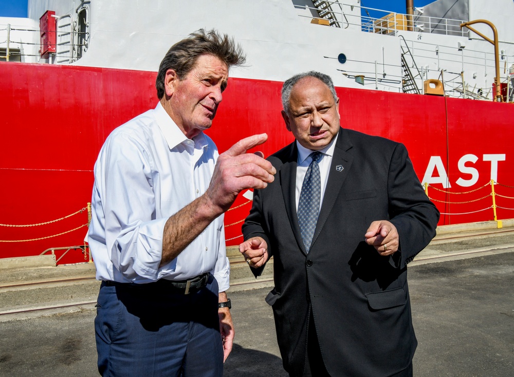 Secretary Del Toro Tours Historic West Coast Facility, Explores Ways to Increase Shipyard Capacity in the Pacific