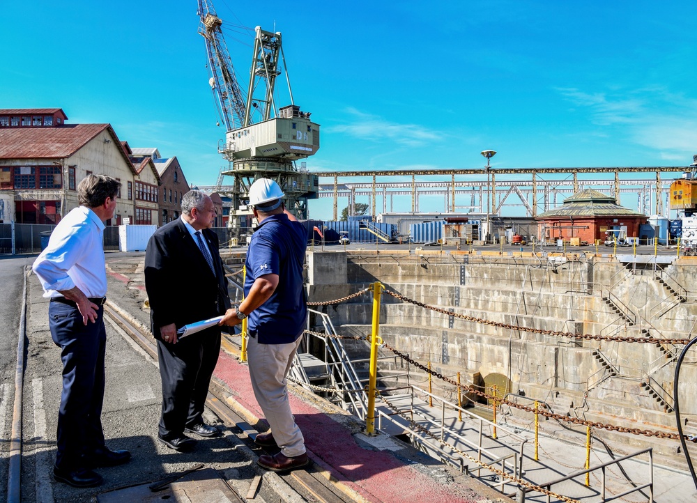 Secretary Del Toro Tours Historic West Coast Facility, Explores Ways to Increase Shipyard Capacity in the Pacific