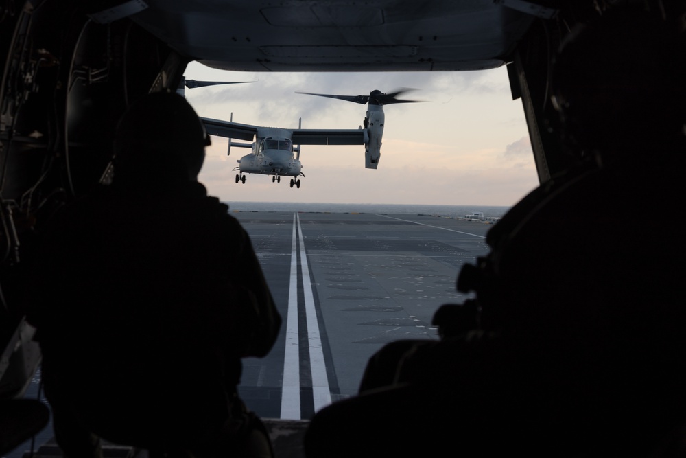 Marine Medium Tiltrotor Squadron (VMM) 365 lands MV-22B Ospreys aboard the Royal Navy's HMS Prince of Wales