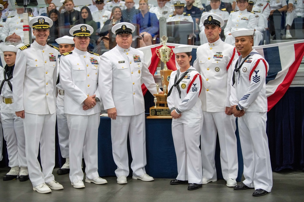 MCPON Visits Recruit Training Command