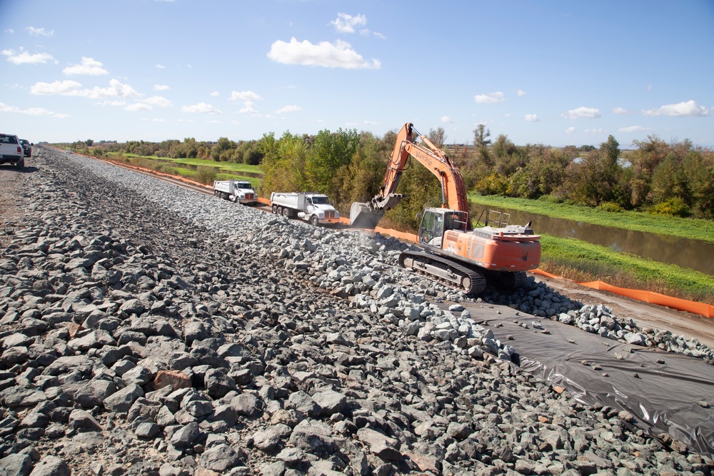 West Sacramento Levee Improvement Project progresses