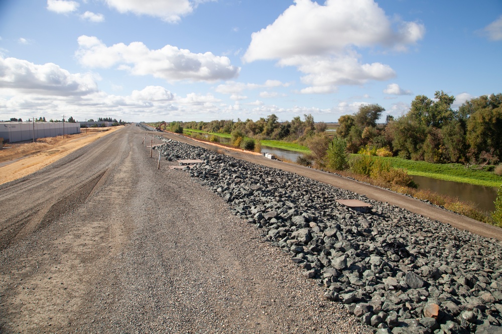 West Sacramento Levee Improvement Project progresses