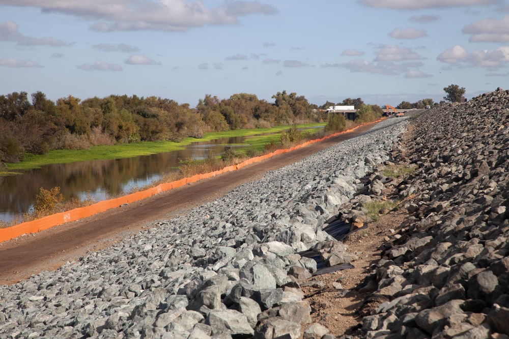 West Sacramento Levee Improvement Project progresses