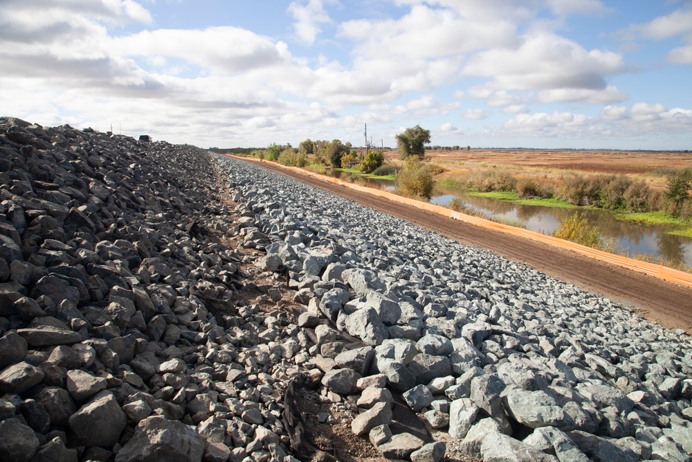 West Sacramento Levee Improvement Project progresses