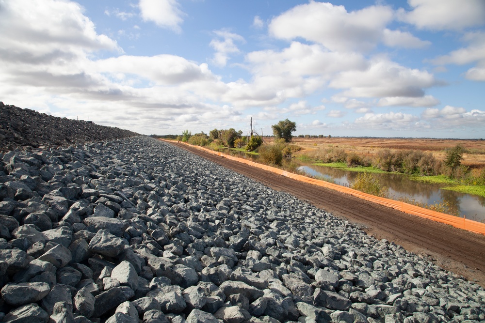 West Sacramento Levee Improvement Project progresses