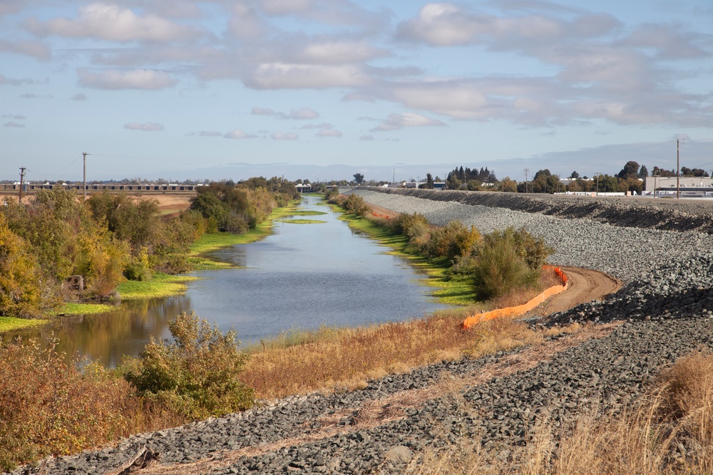 West Sacramento Levee Improvement Project progresses