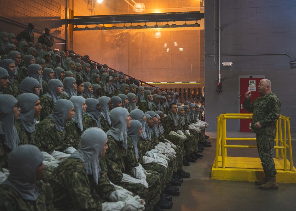 MCPON Visits Recruit Training Command