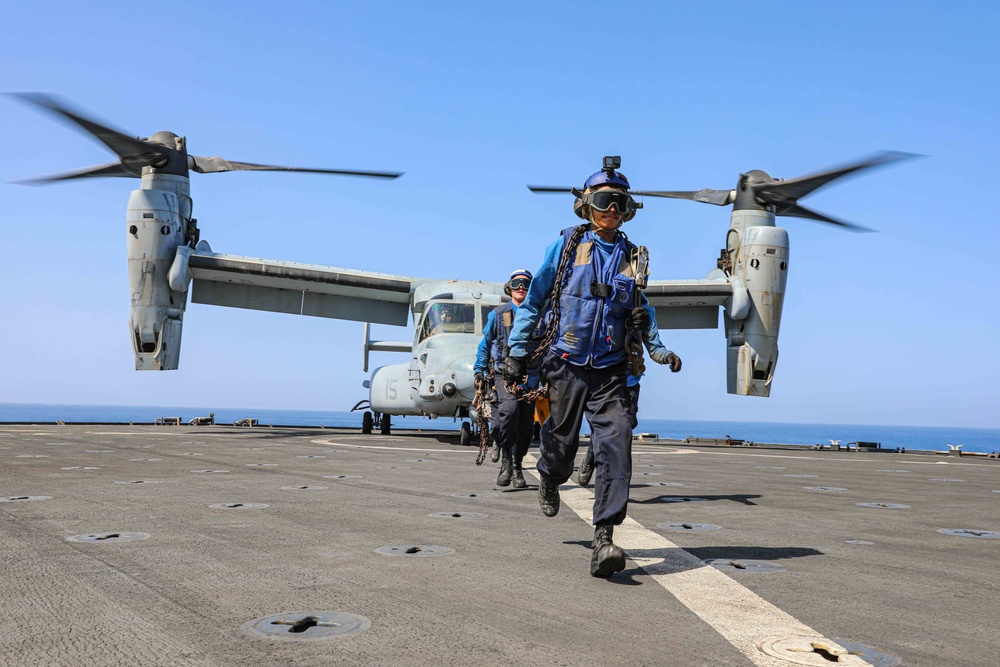 USS Carter Hall (LSD 50) Conducts Flight Operations, Sept. 26, 2023