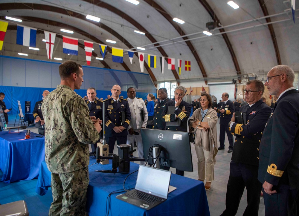 Naval Special Warfare Presents Unmanned Systems at International Seapower Symposium