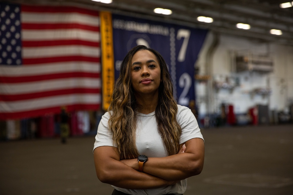 Abraham Lincoln Sailors meet their new Fit Boss