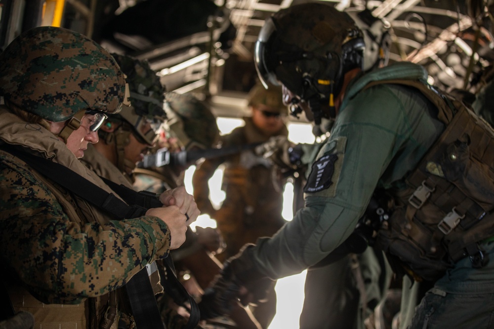 3rd Maintenance Battalion conducts pre-deployment familiarization flights